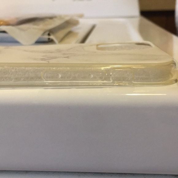 IPhone Pro Max 11 cases (3) - Picture 16 of 16